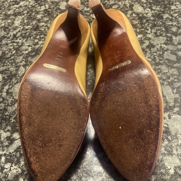 Beautiful Chelsea patent‎ leather Cole Haan/Nike Air pumps - Picture 5 of 9